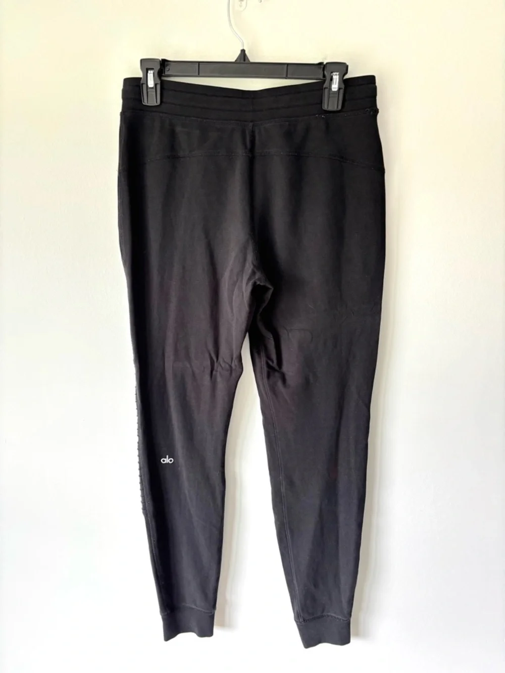 Alo Yoga Black Urban Moto Sweatpants Ribbed Joggers Drawstring Waist Athleisure